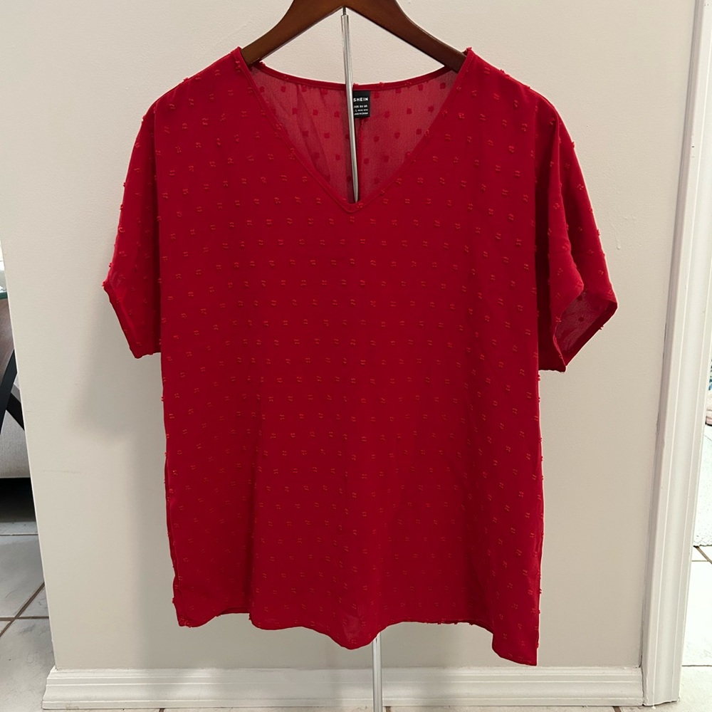 SHEIN Sz L Red V-Neck Top